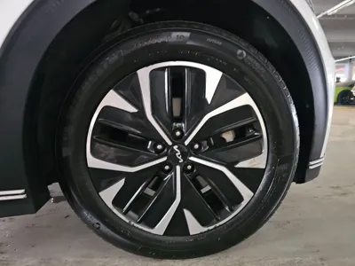 Kia EV6 2023, 380700 км, за 14700000 KRW