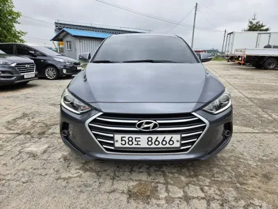 Hyundai Avante · 2018 год