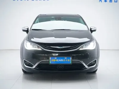 Chrysler Grand Voyager PHEV (Import) 2020, 125000 км, за 109800 CNY - фото 10