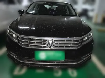 Volkswagen Passat 2016, 120500 км, за 63628.17 CNY