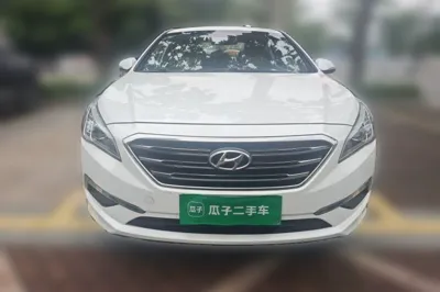 Hyundai Sonata 2015, 56000 км, за 42273.65 CNY