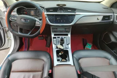 Geely Auto Emgrand GL 2019, 92400 км, за 40332.35 CNY - фото 18