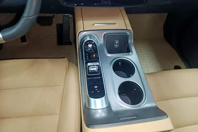 GAC Trumpchi E8 New Energy 2024, 83400 км, за 143299.06 CNY - фото 16