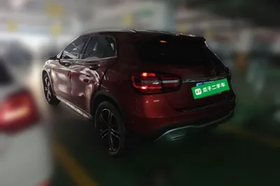 Mercedes-Benz GLA 2018, 58300 км, за 80086.53 CNY