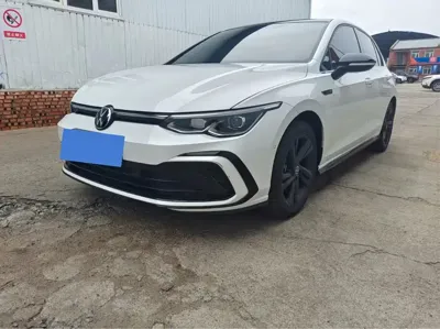 Volkswagen Golf · 2022 год