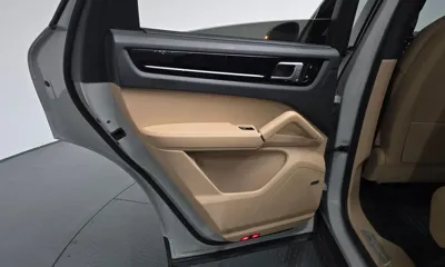 Porsche Cayenne 2021, 23659 км, за 90500000 KRW - фото 26