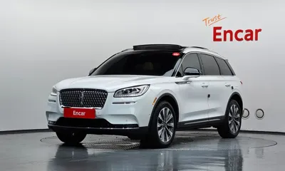 Lincoln Corsair · 2021 год