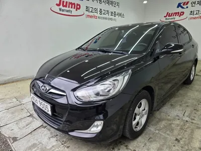 Hyundai Accent · 2012 год