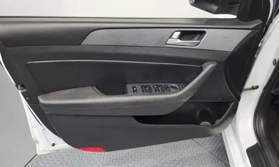 Hyundai Sonata 2018, 80069 км, за 12900000 KRW - фото 24