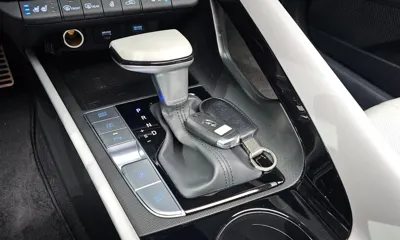 Hyundai Avante 2023, 15384 км, за 20000000 KRW - фото 9
