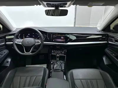 Volkswagen Passat 2025, 14000 км, за 125000 CNY - фото 9