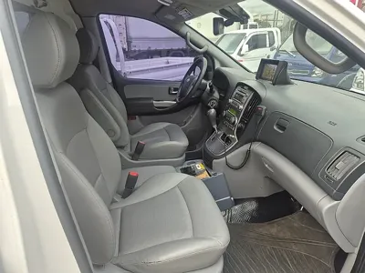 Hyundai Starex 2015, 72680 км, за 11000000 KRW - фото 9