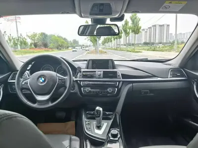 BMW 3 Series 2017, 100000 км, за 63000 CNY - фото 5