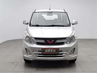 Wuling Rongguang V 2016, 61700 км, за 13899 CNY