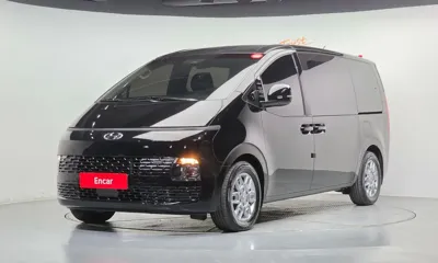 Hyundai Staria · 2022 год