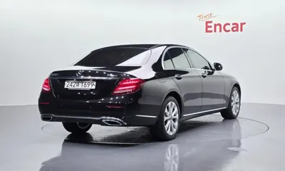 Mercedes-Benz E-Class 2018, 88824 км, за 26900000 KRW