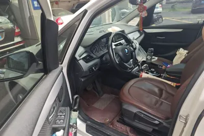 BMW 2 Series Active Tourer 2015, 153000 км, за 54315.77 CNY - фото 19