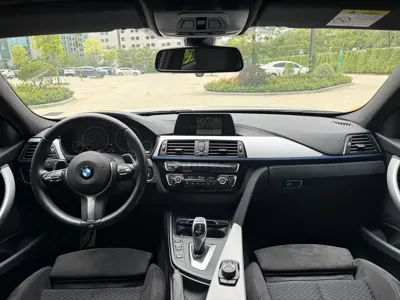 BMW 3 Series 2018, 97000 км, за 82800 CNY - фото 13