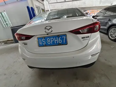 Mazda 3 Axela 2017, 150000 км, за 4972.07 USD - фото 8