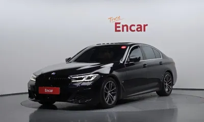 BMW 5-Series · 2022 год
