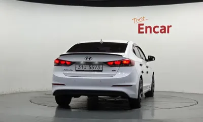 Hyundai Avante 2017, 81228 км, за 10200000 KRW