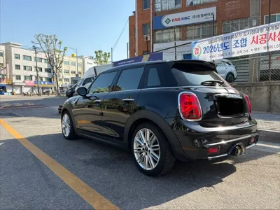 MINI Cooper 2017, 81100 км, за 16000000 KRW - фото 5