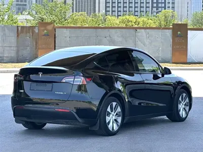 Tesla Model Y 2022, 75000 км, за 141000 CNY - фото 7