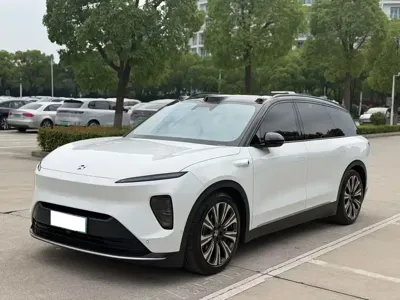 Nio ES8 · 2024 год