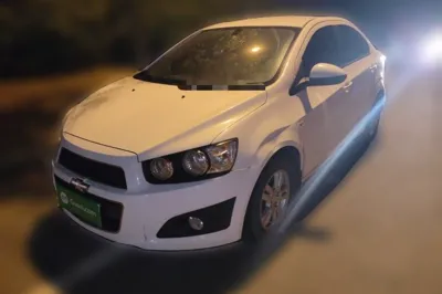 Chevrolet Aveo Sonic · 2011 год