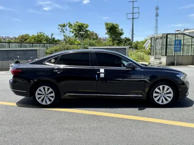 Volkswagen Passat 2021, 86000 км, за 90800 CNY - фото 17