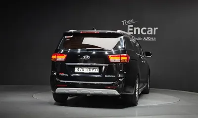 Kia Canival 2015, 193725 км, за 8800000 KRW