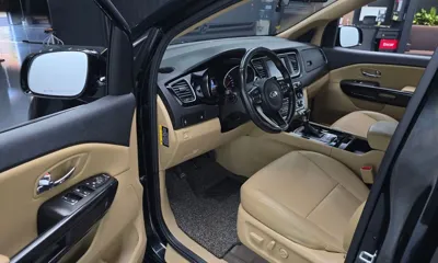 Kia Canival 2017, 173482 км, за 8900000 KRW - фото 10