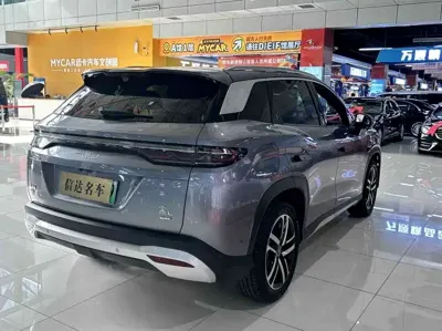 BYD L DM-i 2025, 10500 км, за 93000 CNY - фото 20