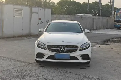Mercedes-Benz C-Class 2019, 28200 км, за 121554.49 CNY