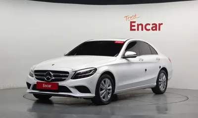 Mercedes-Benz C-Class · 2020 год