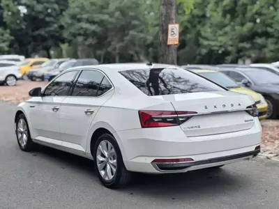 Skoda Superb 2021, 52000 км, за 75800 CNY - фото 6