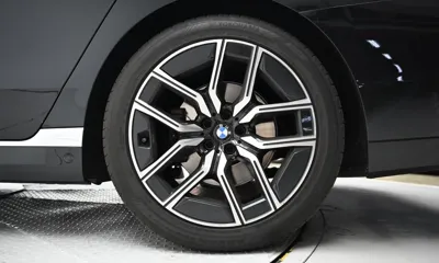 BMW 7-Series 2025, 18550 км, за 110900000 KRW - фото 5