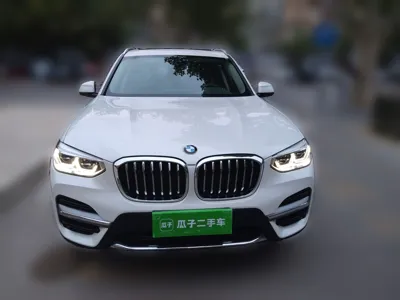 BMW X3 2021, 8700 км, за 214136.03 CNY