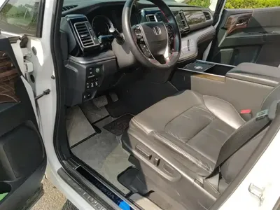 Honda Elysion 2017, 129800 км, за 100000 CNY - фото 9