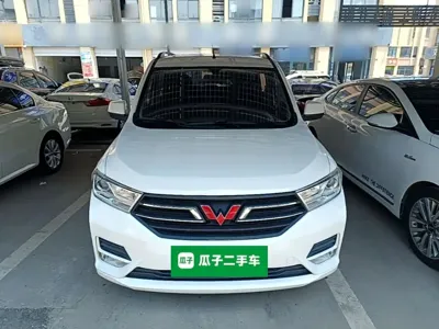 Wuling Hongguang 2023, 43400 км, за 34500 CNY - фото 3