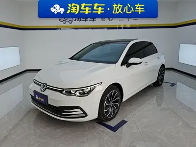 Volkswagen Golf · 2022 год