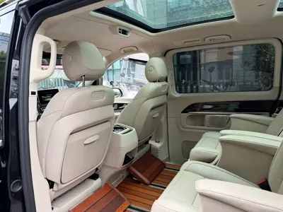 Mercedes-Benz V-Class 2018, 131000 км, за 159800 CNY - фото 9