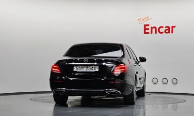 Mercedes-Benz E-Class 2019, 130140 км, за 19300000 KRW