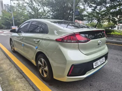 Hyundai Ioniq 2016, 150011 км, за 6900000 KRW