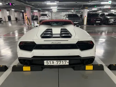 Lamborghini Huracan 2017, 18200 км, за 210000000 KRW
