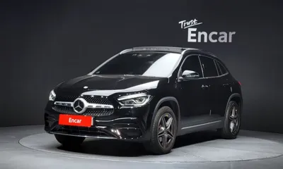Mercedes-Benz GLA-Class · 2022 год