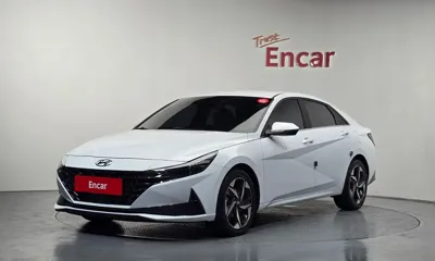 Hyundai Avante · 2023 год