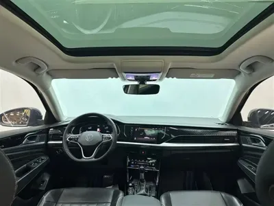 Volkswagen Passat 2023, 50000 км, за 109000 CNY - фото 6