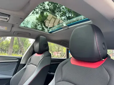 Volkswagen Lamando 2023, 32000 км, за 135800 CNY - фото 19