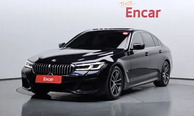 BMW 5-Series · 2022 год
